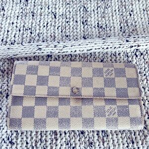 Azur Louis Vuitton wallet